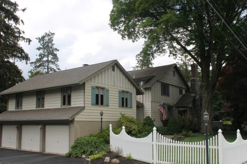 475 Shore Trl, Sparta NJ  07871-1247 exterior