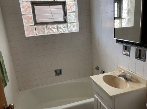 5534 Lawrence Ave, Chicago IL  60630-3455 exterior