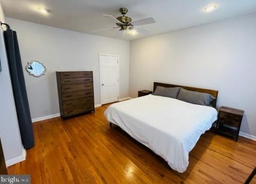 2316 Ellsworth St, Philadelphia PA 19146-2420 exterior