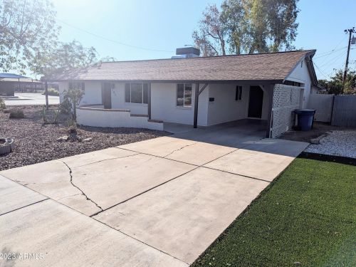 701 Harrison St, Chandler, AZ 85225-3908