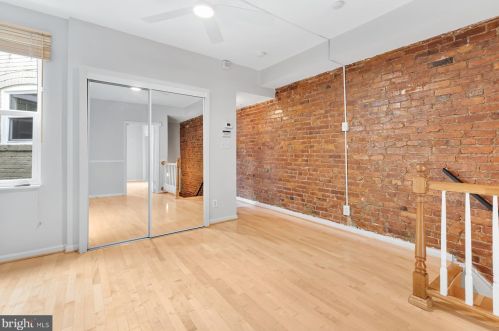 1217 Duncan Pl, Washington, DC 20002-6335