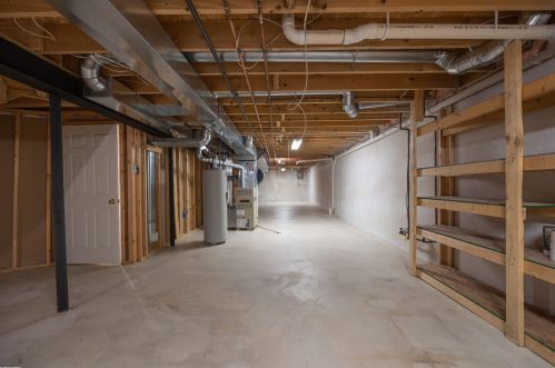 52064 Southview Rdg, Macomb Township MI 48042-1120 exterior