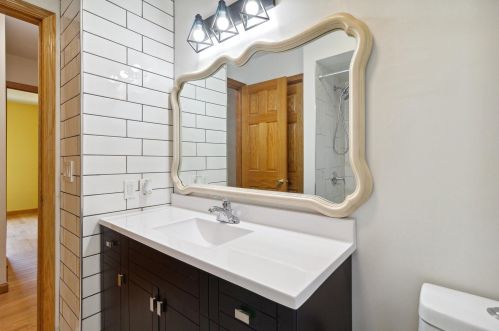 1905 Eldon St, Grand Rapids MI 49525-1549 exterior