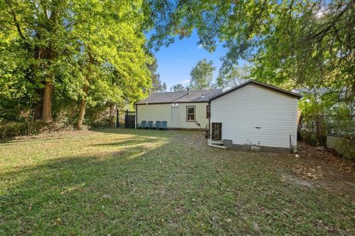 417 Mueller Ave, Saint Louis MO 63135-2538 exterior