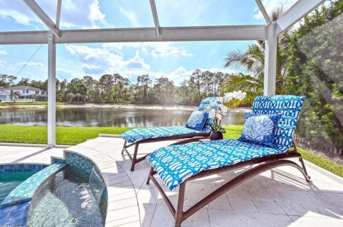 5631 Lago Villaggio Way, Naples FL 34104-5739 exterior