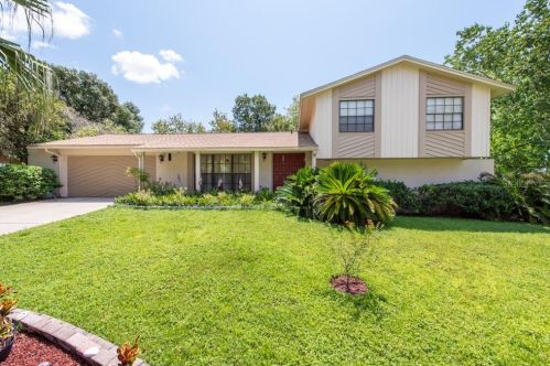 15803 Countrybrook St, Tampa, FL 33624-1542