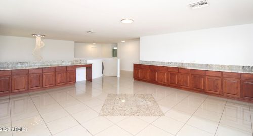 6033 30th Dr, Phoenix AZ  85041-6208 exterior