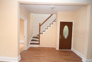 6040 Maspeth Ave, Flushing NY  11378-2712 exterior