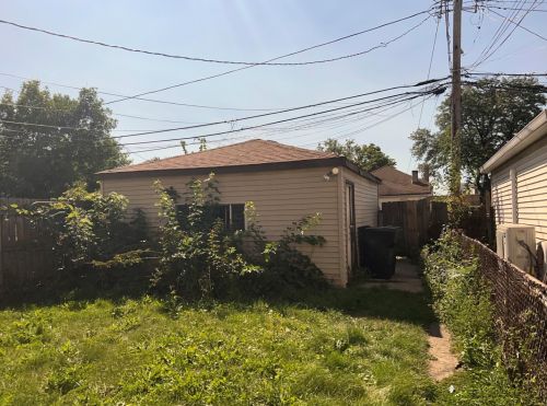 4413 Iowa St, Chicago IL 60651-3420 exterior