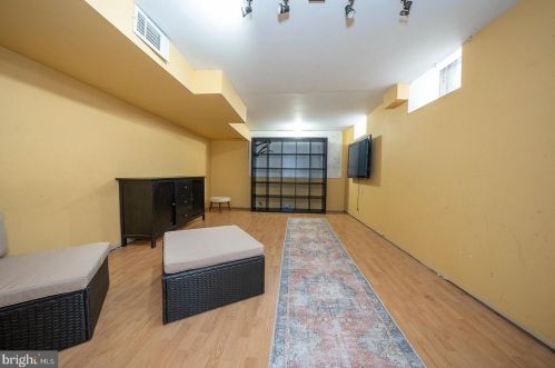 1309 Dickinson St, Philadelphia PA 19147-6221 exterior