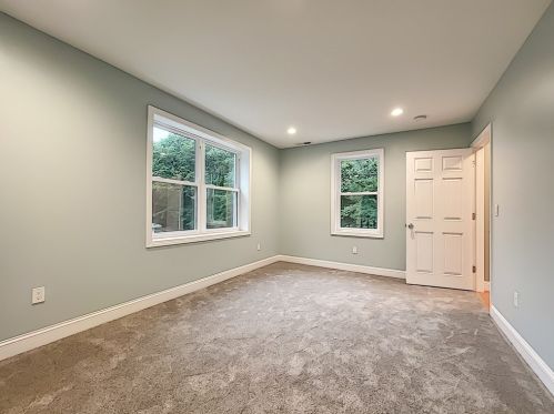 74 Forest Glen Rd, Springfield MA  01106-1115 exterior