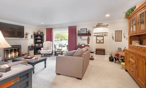 6734 Oakland Dr, Kalamazoo MI 49024-3343 exterior