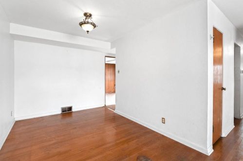 9317 Laramie Dr, Saint Louis MO exterior