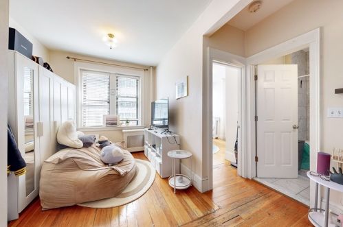 75 Burbank St, Boston, MA 02115