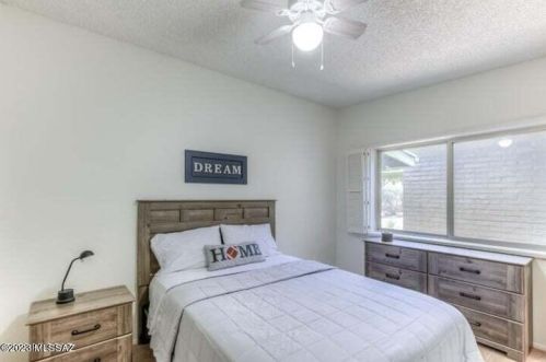 10 Madrid Dr, Tucson AZ  85704-6410 exterior