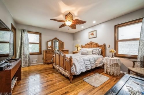 2087 Prospect Ave, Scotch Plains NJ 07076-1203 exterior