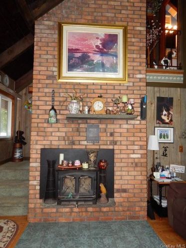 25 Meyer Rd, Middletown NY 10940-7452 exterior