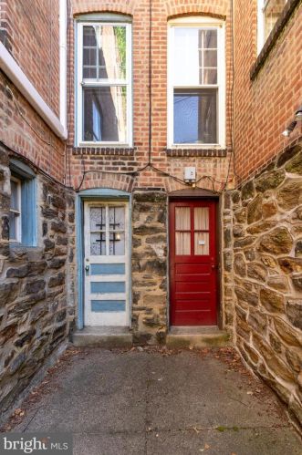 4742 Larchwood Ave, Philadelphia PA 19143-1957 exterior