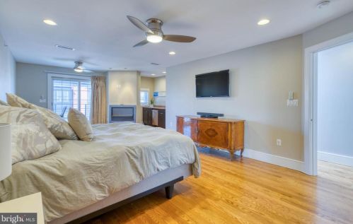 606 Christian St, Philadelphia PA 19147-2901 exterior