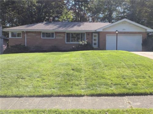 18161 Bonnie Ln, Cleveland OH  44136-4216 exterior