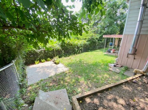 10052 Calvin St, Pittsburgh PA 15201-1144 exterior