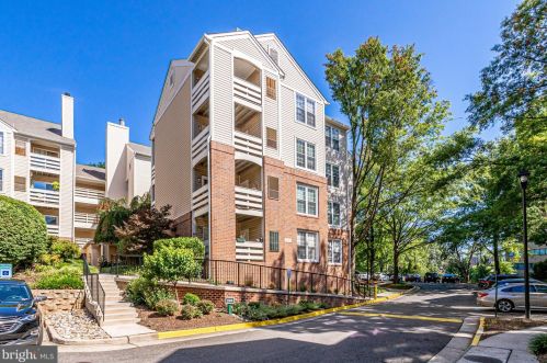 244 Reynolds St, Alexandria VA 22304-4463 exterior