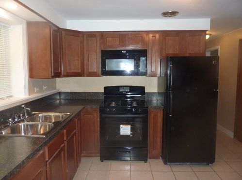 3934 California Ave, Chicago, IL 60618-3607