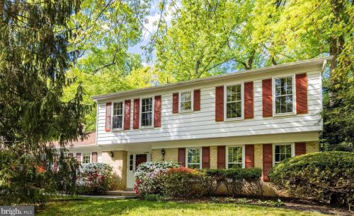 10808 Larkmeade Ln, Rockville, MD 20854-2742