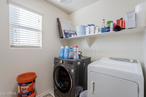 1930 Carson Rd, Phoenix AZ 85041-6614 exterior