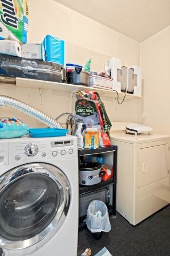 15 Perry Ave, Worcester MA 01610-2019 exterior