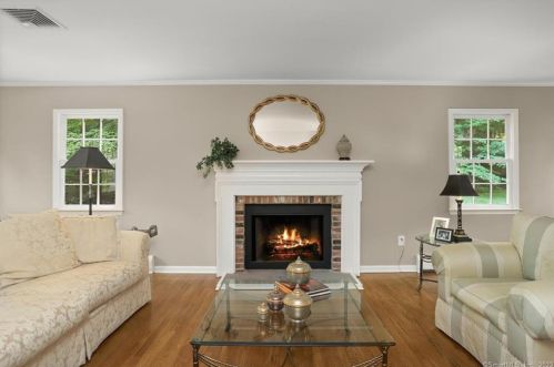 67 Ritch Dr, Ridgefield CT 06877-2815 exterior