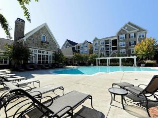 719 Fallsgrove Dr, Rockville MD  20850-4796 exterior