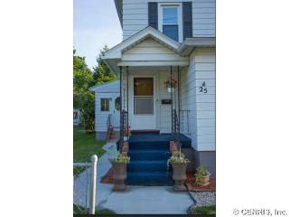 25 Petten St, Rochester, NY 14612-4701