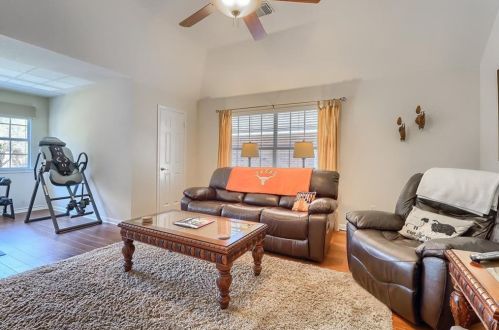 4948 China Gdn Dr, Austin TX 78730-3576 exterior