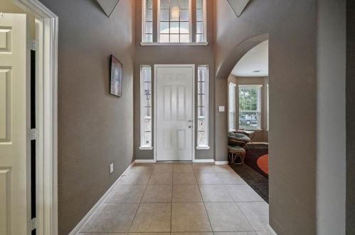 7447 Lynnbrook Falls Ln, Humble, TX 77396-4650