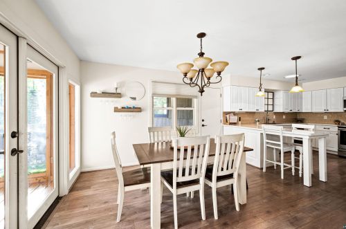 4830 Wyoming St, Duluth MN 55804-1242 exterior