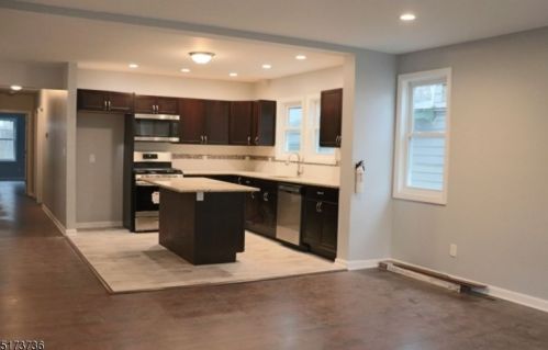 82 Howard St, Irvington NJ 07111-3417 exterior