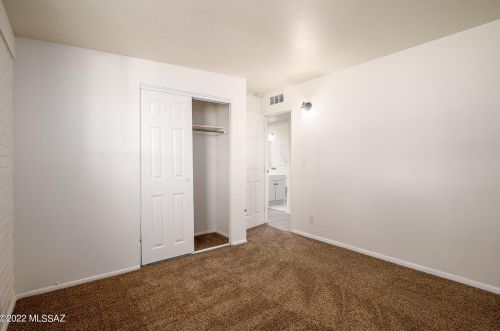 8257 Beverly St, Tucson AZ  85710-5931 exterior