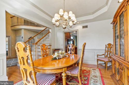 300 Country Mdw Dr, Lancaster PA 17602-1481 exterior