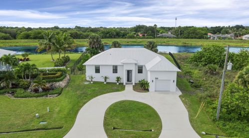 518 Aster Rd, Fort Pierce FL  34953-2903 exterior