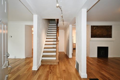 7540 Kensington St, Pittsburgh, PA 15221-3224