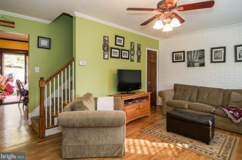 1813 Leslie Ave, Alexandria VA  22301-1223 exterior