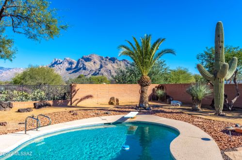 9360 Raleigh Dr, Tucson AZ 85704-3633 exterior