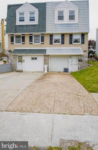 9935 Alicia St, Philadelphia, PA 19115-1308