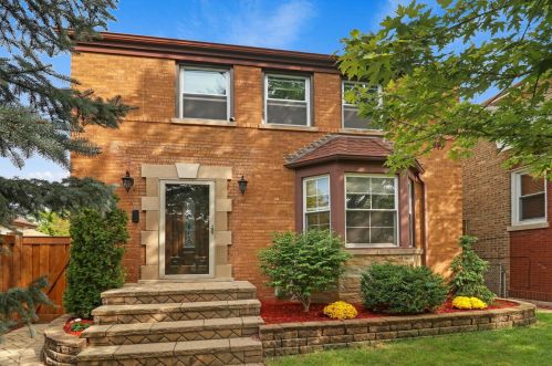 6304 Peterson Ave, Chicago, IL 60646-4619