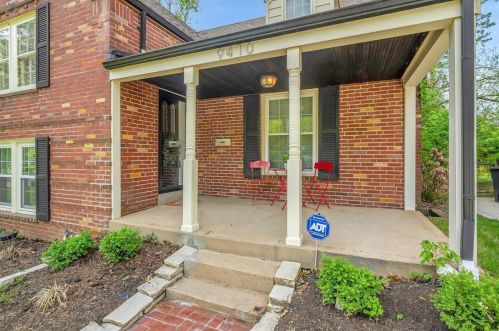 9410 Sonora Ave, Saint Louis, MO 63144-1012