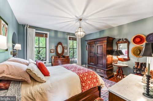 2045 Brandywine St, Philadelphia PA  19130-3204 exterior