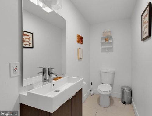 2201 Cumberland St, Philadelphia PA 19125-2203 exterior