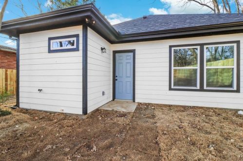 405 Walker St, Denison TX  75020-2451 exterior