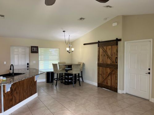 3057 Wake Rd, Fort Pierce FL  34984-6532 exterior